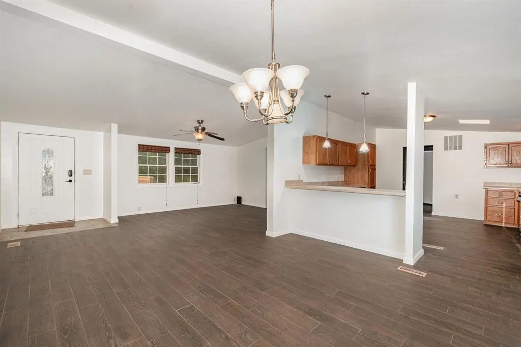 Photo 7 — 15908 Oakside Drive, Newalla, OK 74857