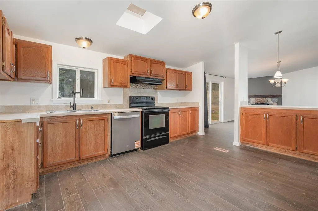 Photo 9 — 15908 Oakside Drive, Newalla, OK 74857