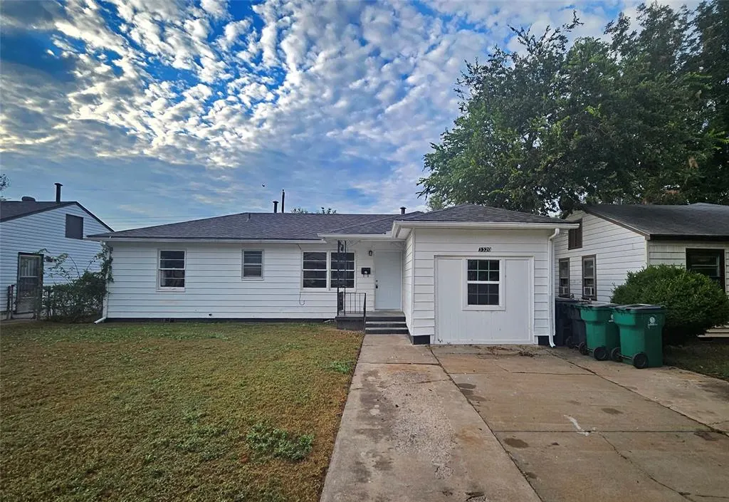 Front exterior — 3320 NE 14th Street, Oklahoma City, OK 73117