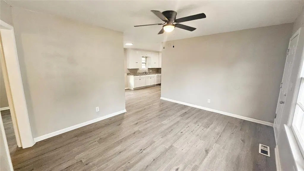 Photo 3 — 3320 NE 14th Street, Oklahoma City, OK 73117