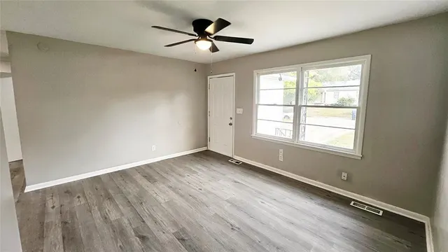 Photo 4 — 3320 NE 14th Street, Oklahoma City, OK 73117