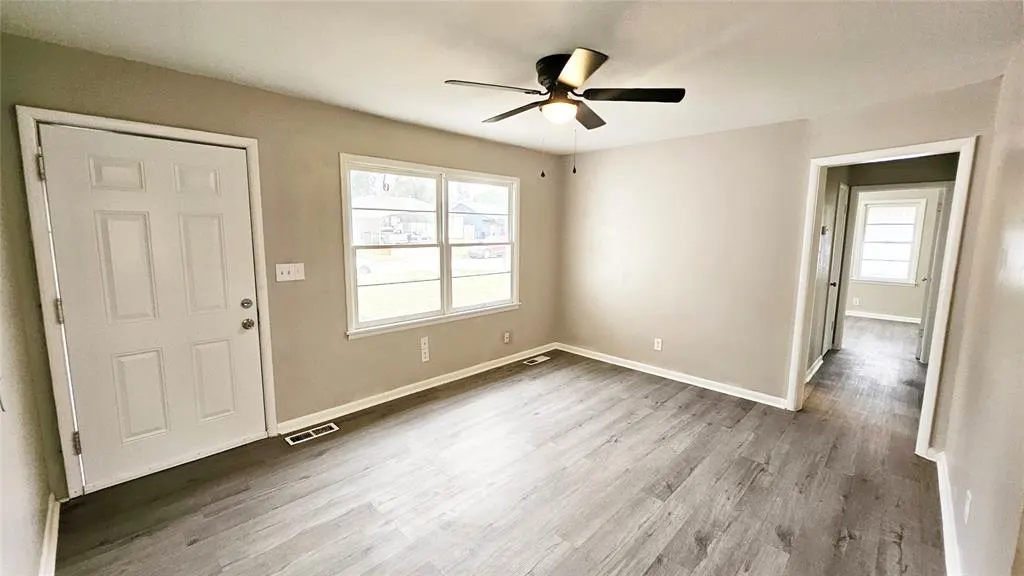 Photo 5 — 3320 NE 14th Street, Oklahoma City, OK 73117