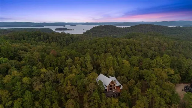 Photo 8 — 1110 Lake Ridge Lane, Broken Bow, OK 74728