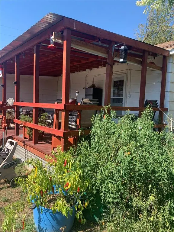 Photo 4 — 405 W Ponjo Avenue, Fort Cobb, OK 73038