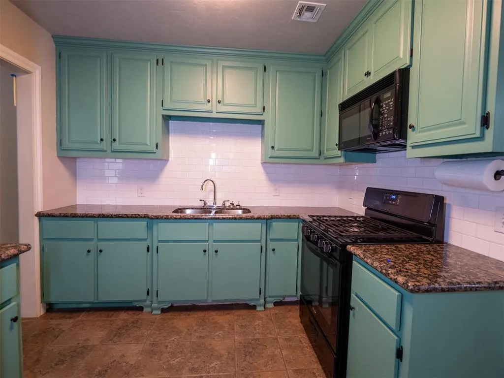 Photo 31 — 1000 NE 19th Street, Oklahoma City, OK 73111