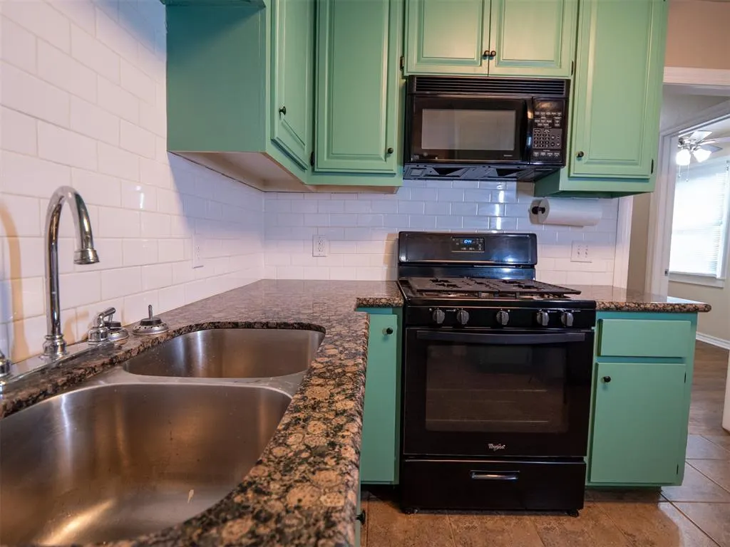 Photo 32 — 1000 NE 19th Street, Oklahoma City, OK 73111