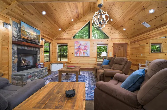 Photo 8 — 46 Banjo Lane, Broken Bow, OK 74728