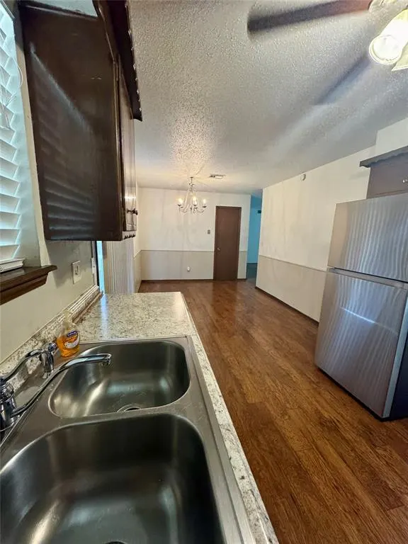 Photo 6 — 521 SW 71st Street, Oklahoma City, OK 73139