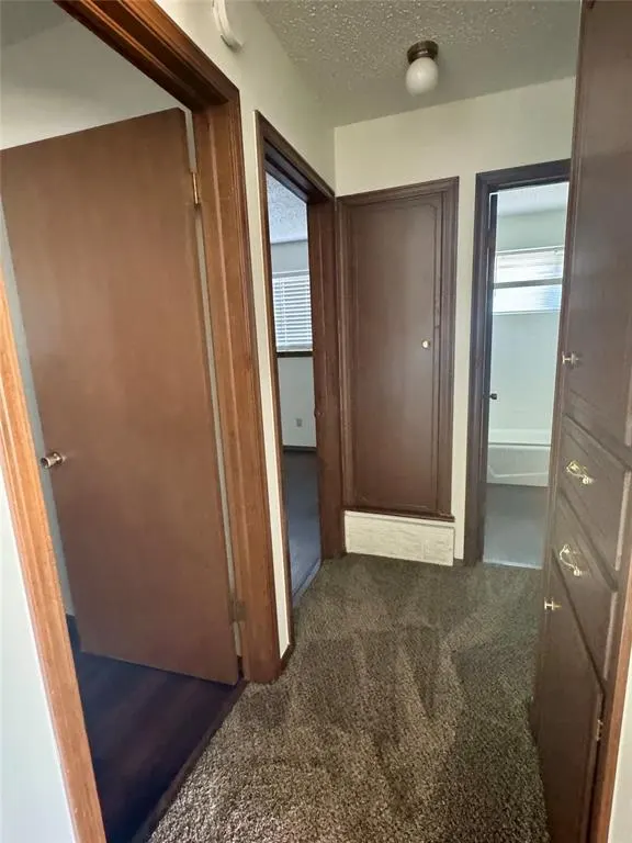 Photo 8 — 521 SW 71st Street, Oklahoma City, OK 73139