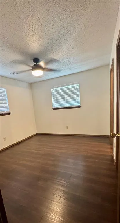 Photo 11 — 521 SW 71st Street, Oklahoma City, OK 73139