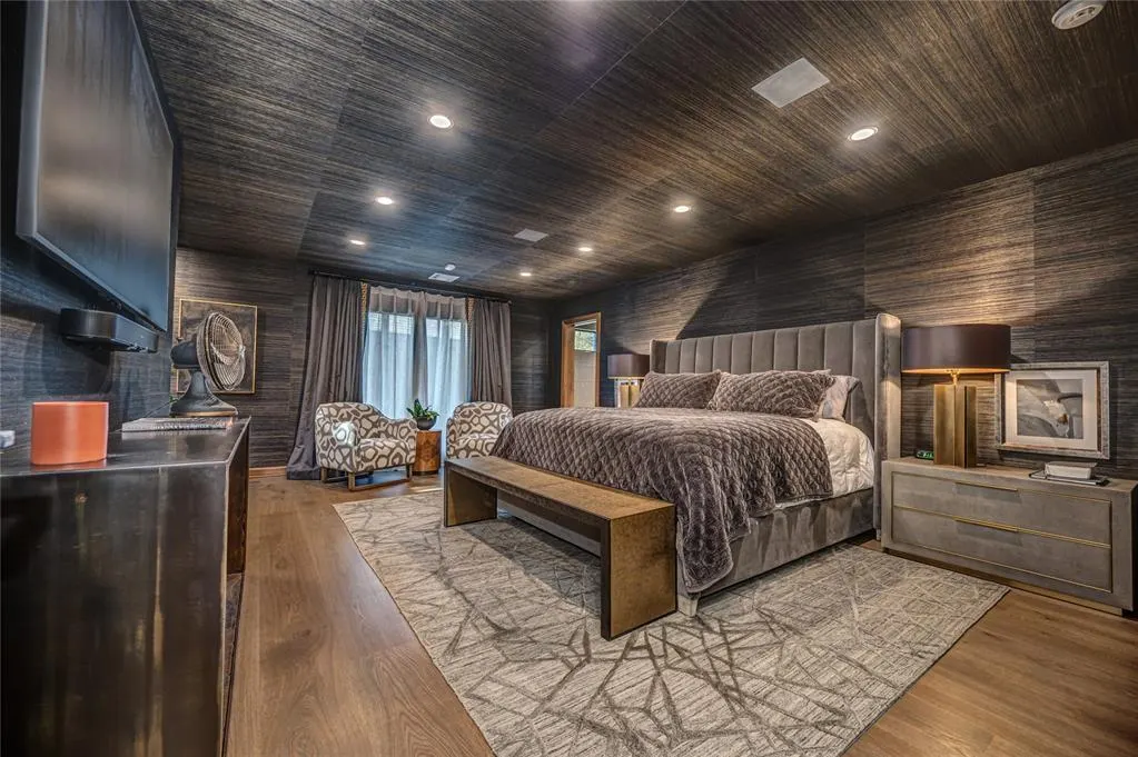 Photo 18 — 1232 Glenbrook Drive, Oklahoma City, OK 73118