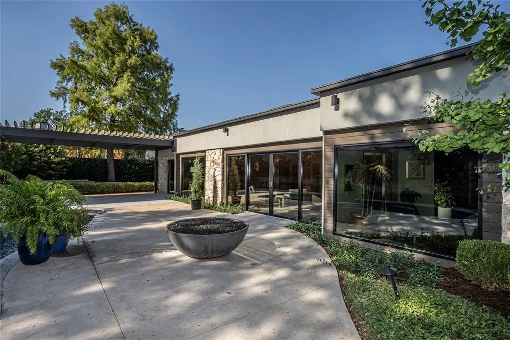 Photo 30 — 1232 Glenbrook Drive, Oklahoma City, OK 73118