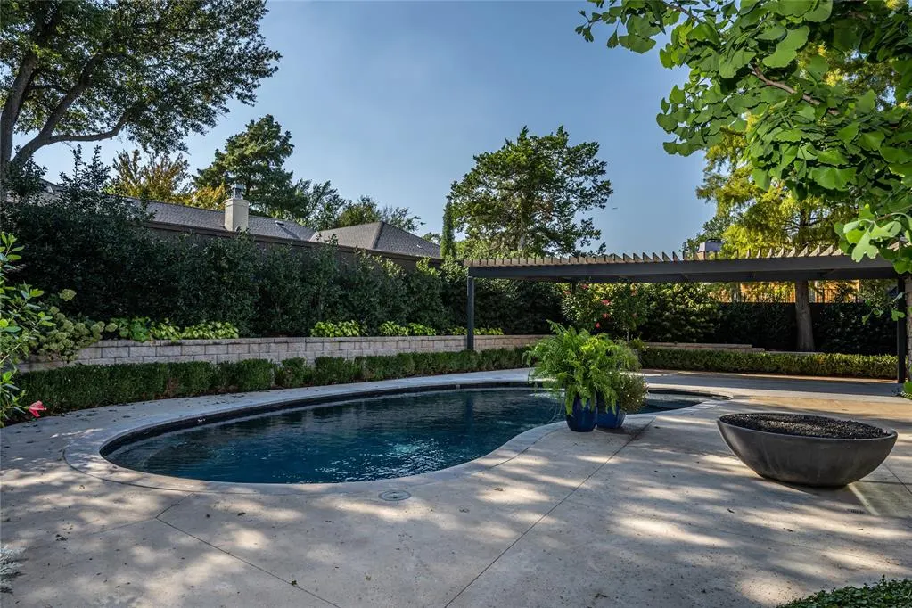 Photo 31 — 1232 Glenbrook Drive, Oklahoma City, OK 73118