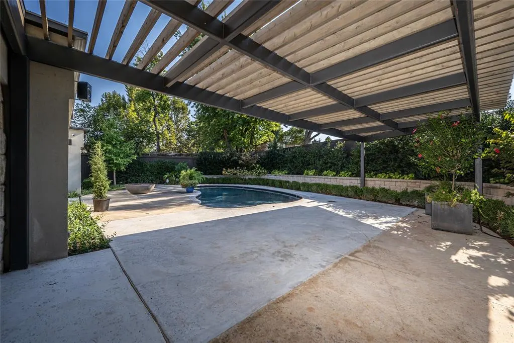 Photo 34 — 1232 Glenbrook Drive, Oklahoma City, OK 73118