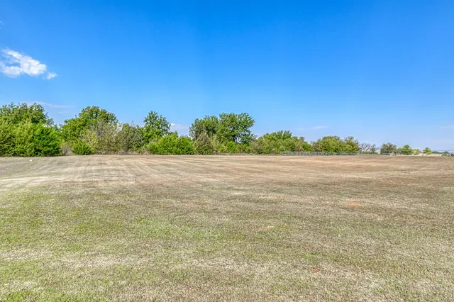 Front exterior — 4201 Shoreline Drive, Norman, OK 73026