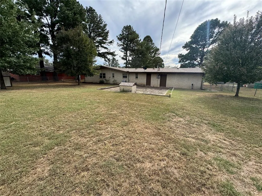 Photo 4 — 550 Robin Road, Seminole, OK 74868