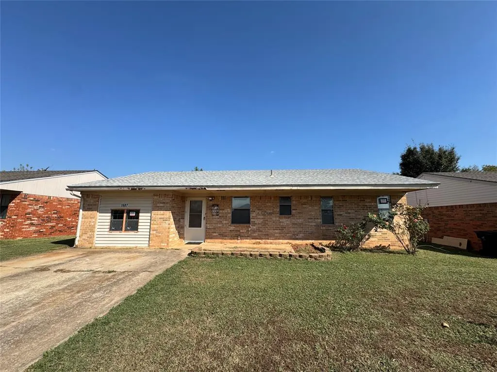 Photo 21 — 1607 Fieldstone, Tecumseh, OK 74873