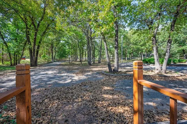 Photo 2 — 14674 Fontella Lane, Edmond, OK 73034