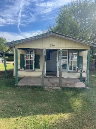 Sold home at 320 E 1st Street