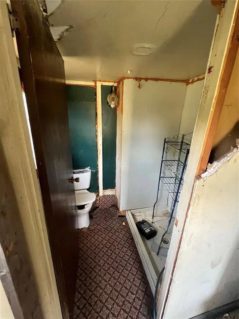 Photo 6 — 320 E 1st Street, Stroud, OK 74079