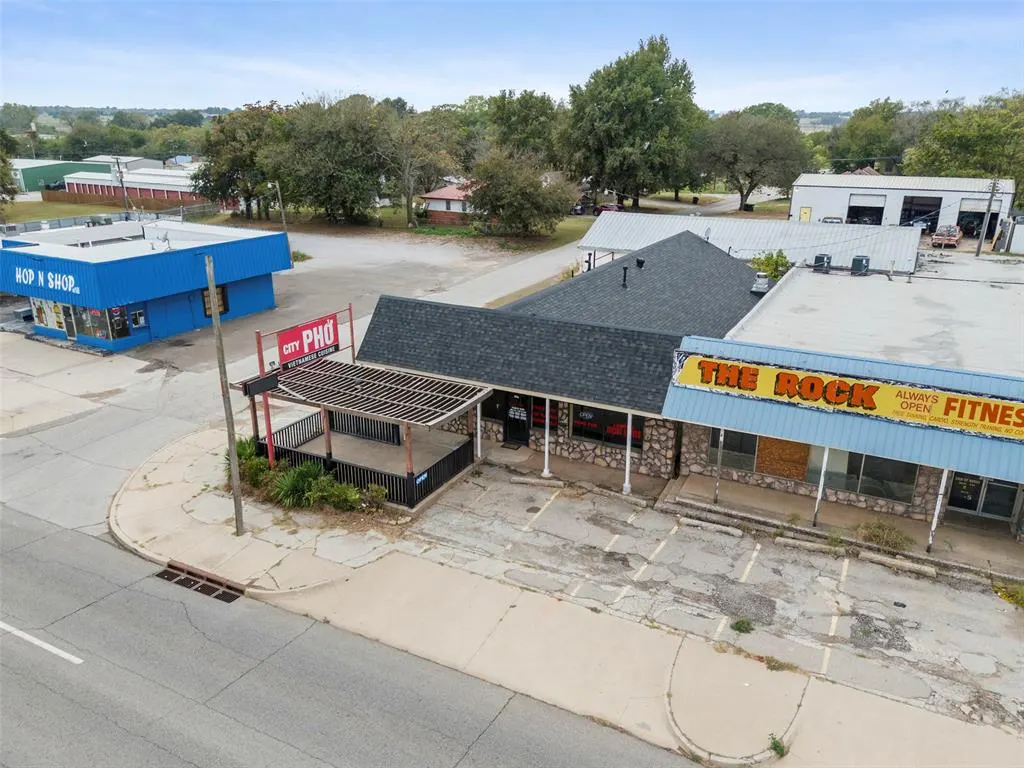 Photo 6 — 327 S Green Avenue, Purcell, OK 73080