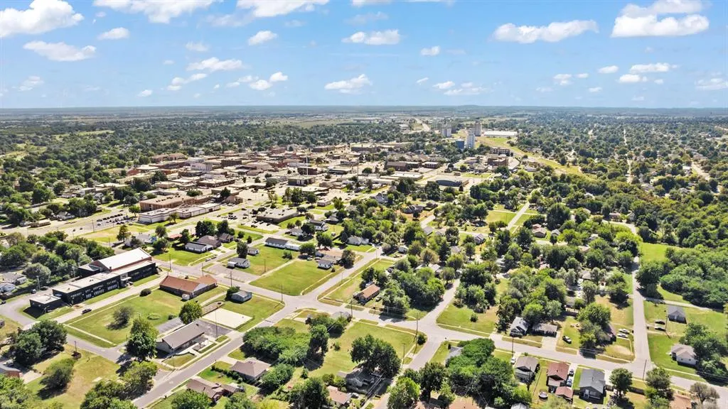 Photo 46 — 605 W Cheyenne Street, El Reno, OK 73036