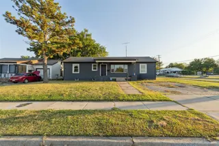 Sold home at 3236 SW 38 Street