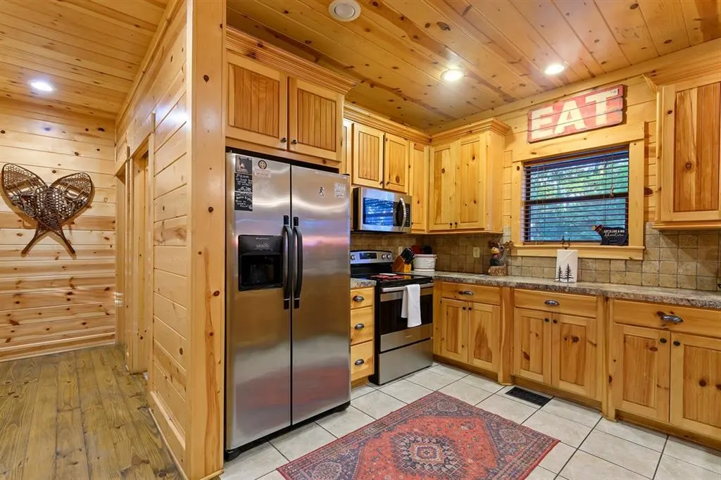 Photo 9 — 203 Paddlefish Road, Broken Bow, OK 74728
