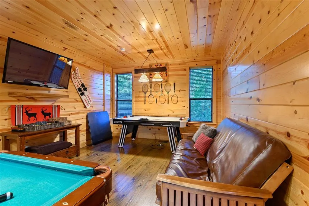 Photo 13 — 203 Paddlefish Road, Broken Bow, OK 74728