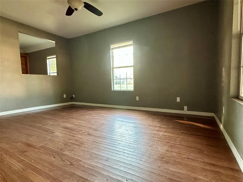 Photo 3 — 502 N Main Street, Elk City, OK 73644