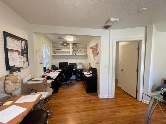 Photo 8 — 630 W Comanche Street, Norman, OK 73069
