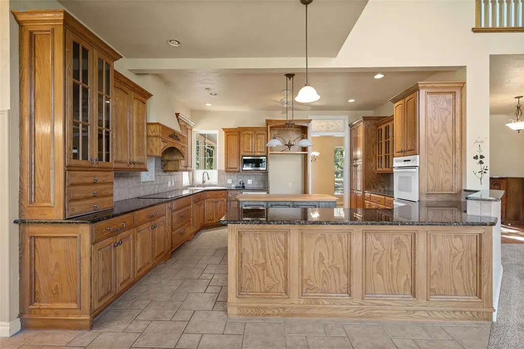 Photo 12 — 9034 Red Gate Ranch Road, Wynnewood, OK 73098