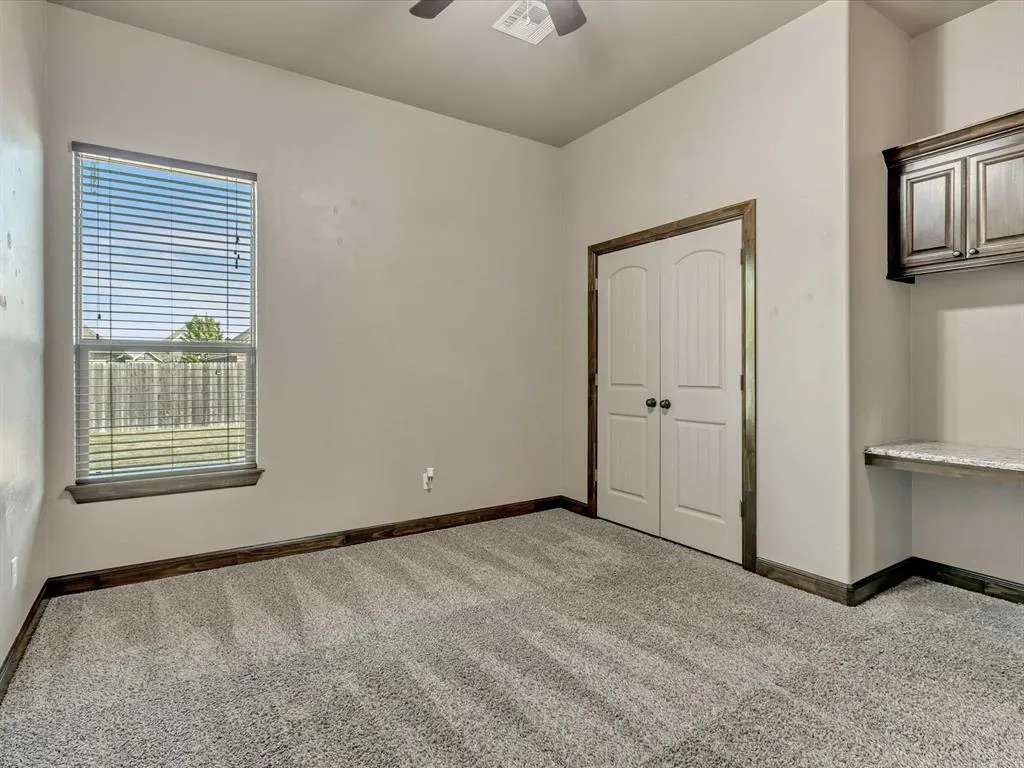 Photo 25 — 5504 St James Place, Oklahoma City, OK 73179