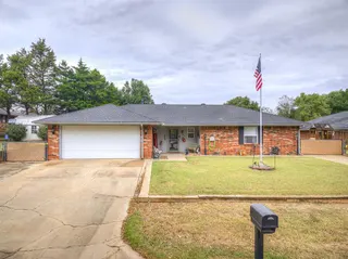 Sold home at 937 Luglena Lane