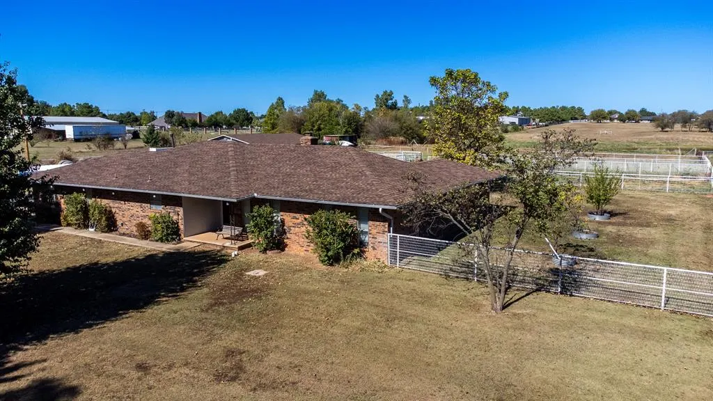 Photo 6 — 5807 Bluewater Road, Oklahoma City, OK 73165