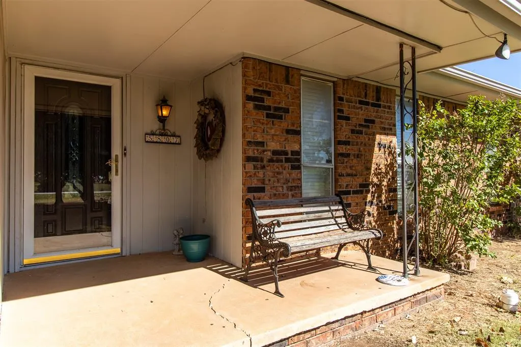 Photo 7 — 5807 Bluewater Road, Oklahoma City, OK 73165