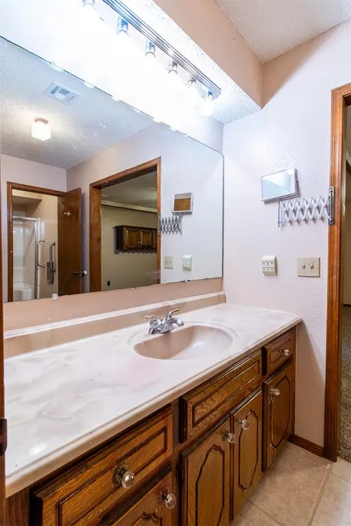 Photo 32 — 5807 Bluewater Road, Oklahoma City, OK 73165