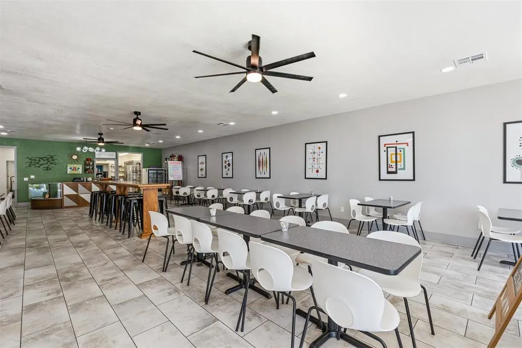 Photo 10 — 424 W Chickasha Avenue, Chickasha, OK 73018
