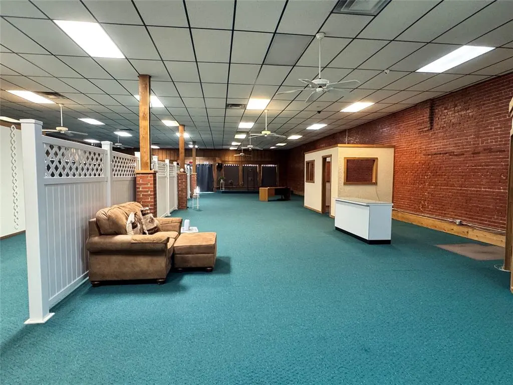 Photo 23 — 121 N Main Street, Elk City, OK 73644
