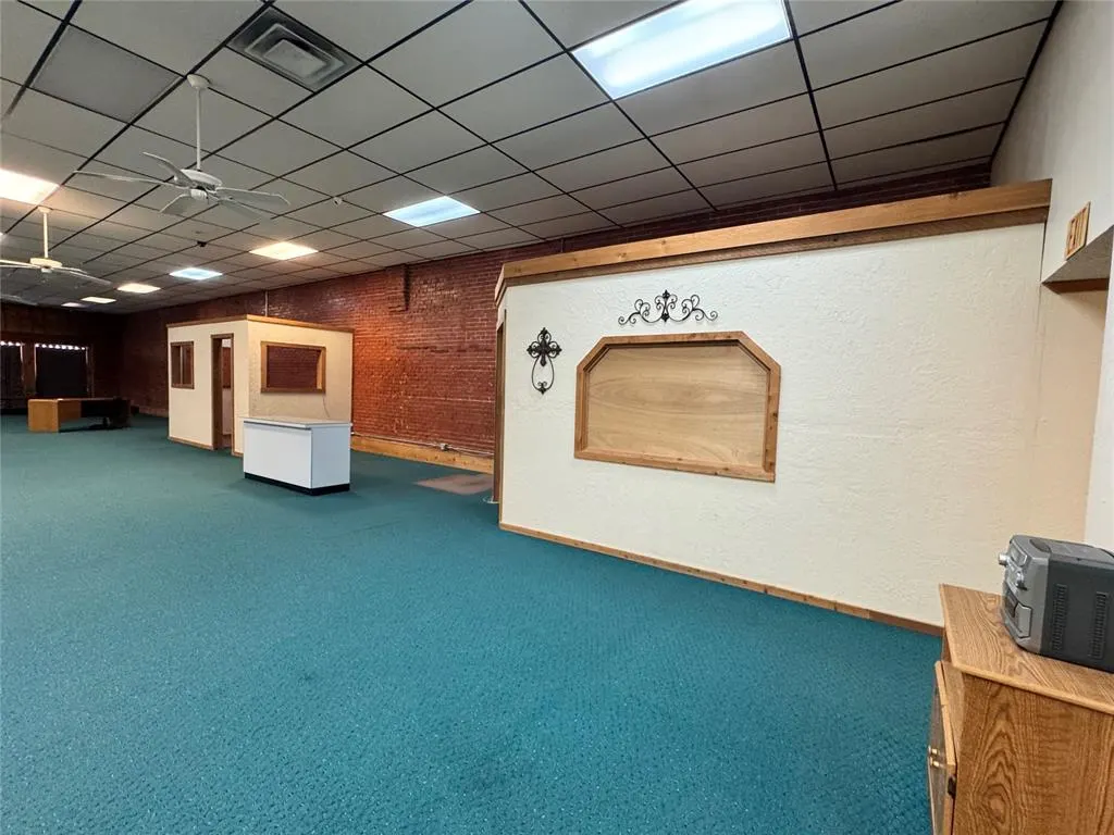 Photo 24 — 121 N Main Street, Elk City, OK 73644