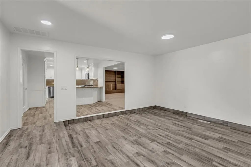 Photo 10 — 113 SW 99th Street, Oklahoma City, OK 73139