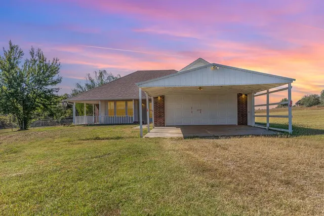 Front exterior — 613 Kenrod Drive, Davenport, OK 74026