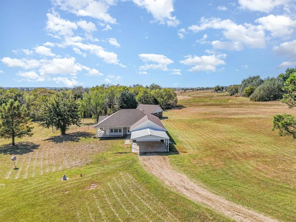 Photo 2 — 613 Kenrod Drive, Davenport, OK 74026