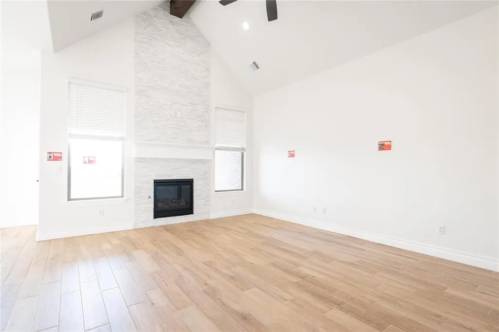 Photo 3 — 8221 Coneflower Street, Cashion, OK 73044