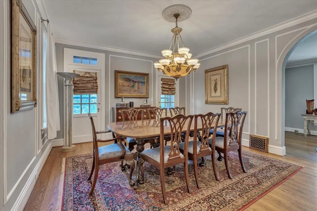 Photo 9 — 301 NW 17th Street, Oklahoma City, OK 73103