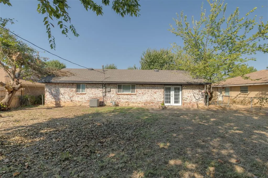 Photo 8 — 640 Moraine Avenue, Oklahoma City, OK 73130