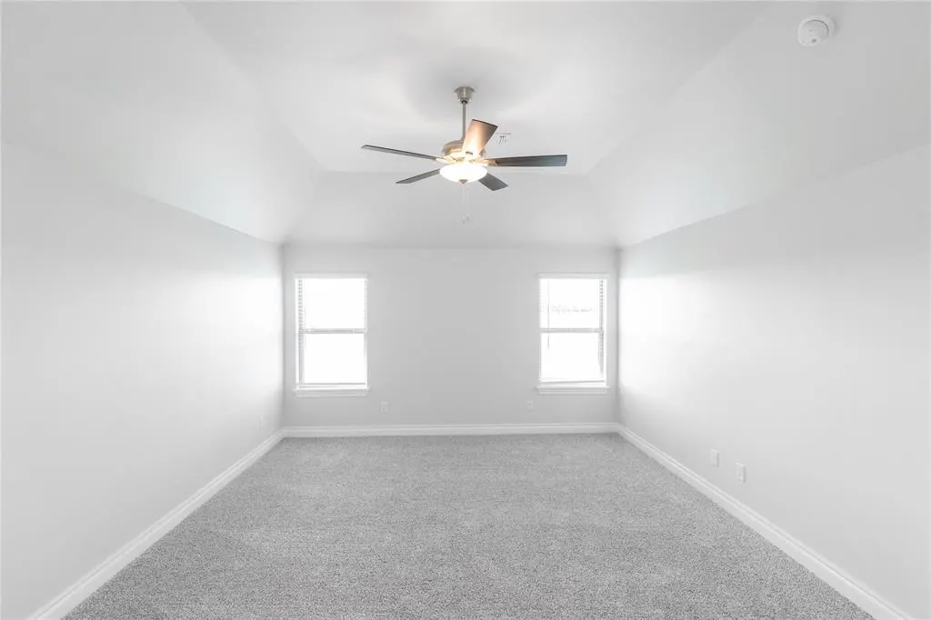 Photo 11 — 12340 Alfalfa Lane, Cashion, OK 73044