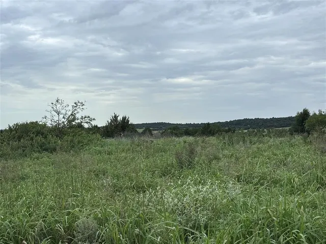Photo 2 — 000 N 2750 Rd Road 3, Minco, OK 73059