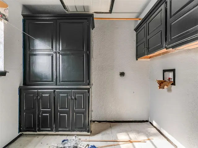 Photo 5 — 6208 W Gun Hill Way, Warr Acres, OK 73132