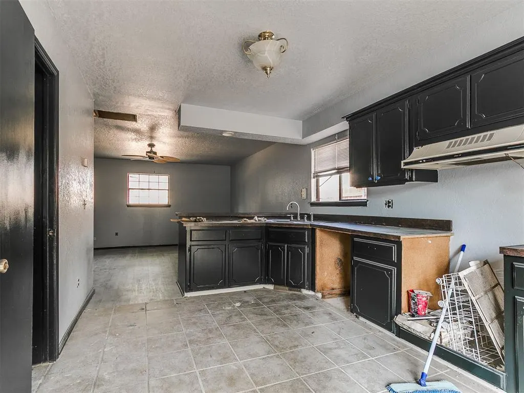 Photo 34 — 6208 W Gun Hill Way, Warr Acres, OK 73132